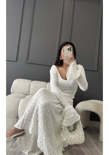 Sırt Dekolteli Çan Kollu Gibeli Uzun Elbise - Beyaz Beyaz