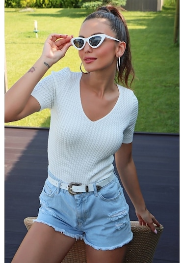 Aqe Fashion V Yaka Kısa Kol Bluz Beyaz-Beyaz