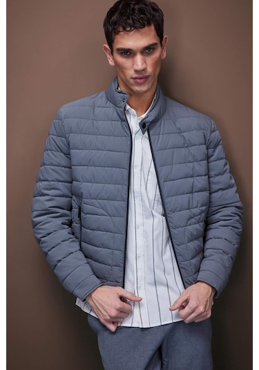 DeFacto Slim Fit Dar Kesim Dik Yaka Fermuarlı Mont D7497AX25SPGR221