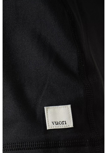Vuori Lux Racerback Tank, Nefes Alabilen & Esnek, Çevre Dostu Siyah