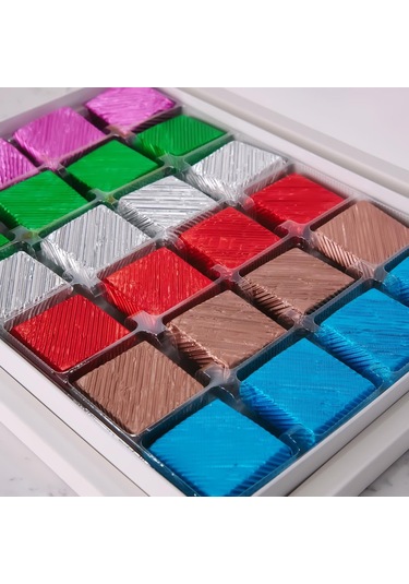 Nin Beyaz Kutu Lux İnce Kare Çikolata