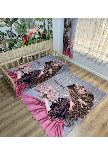 Gül Demet Tutan Kız Dijital Baskı Çocuk Oda Halısı