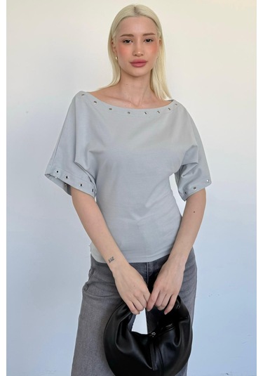 Madmext Boyalı Gri Off Shoulder Metal Detaylı Kadın Bluz Mg2671