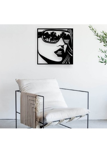 Siyah Ahşap Miami Kadın 50cm X 55cm Tablo Duvar Dekoru 3mm Mdf Lazer Kesim