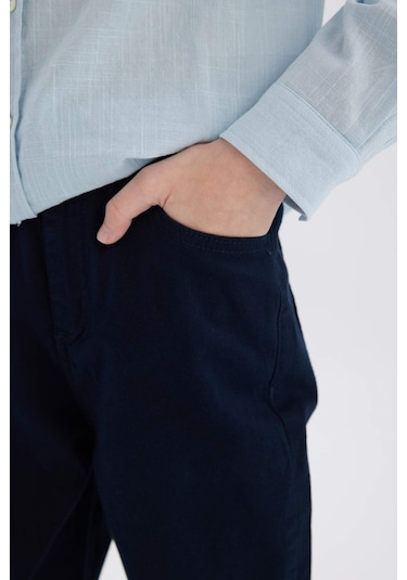 DeFacto Erkek Çocuk Düz Paça Basic Düz Gabardin Pantolon X4224A625SMNV135 DeFacto Erkek Çocuk Düz Paça Basic Düz Gabardin Pantolon X4224A625SMNV135