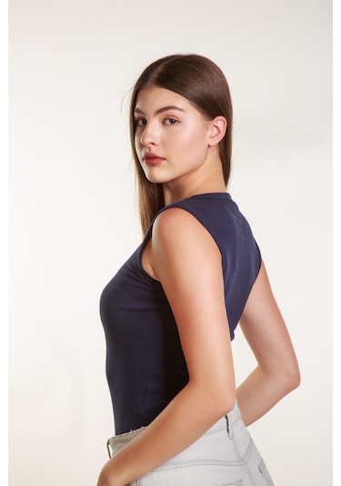Kadın Lacivert Fitilli Likralı Sıfır Kol Bisiklet Yaka Örme Atlet Tshirt Bluz Lacivert