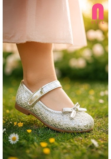 Günlük Kız Çocuk Babet Cırt Bantlı Pul Ve Fiyonk Detaylı Hafif Rahat Ayakkabı 413 Gümüş