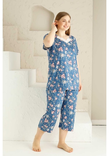 Anne Kalıp Tunik Büyük Beden Kapri-battal Beden Dantel Detay Kısa Kol Viskon Bermuda Pijama Takımı Mavi Anne Kalıp Tunik Büyük Beden Kapri-battal Beden Dantel Detay Kısa Kol Viskon Bermuda Pijama Takımı Mavi