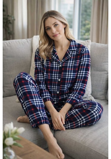 Tenra Kadın Pijama Takımı Boydan Düğmeli Likralı Viskos Kumaş Lacivert