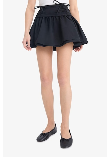 DeFacto Coool A Kesim Normal Bel Penye Astar Poplin Mini Etek E7588AX25SPBK81 Siyah