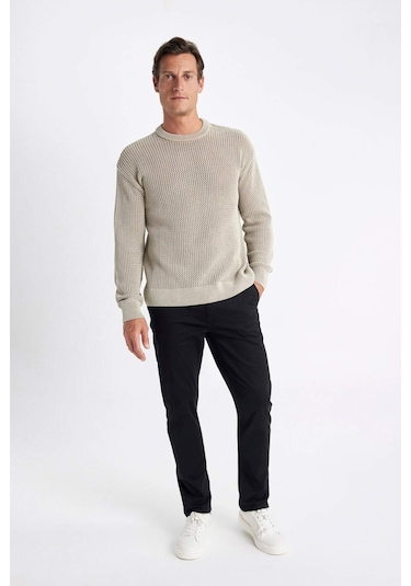 DeFacto %100 Pamuk Relax Fit Bisiklet Yaka Dokulu Triko Kazak D2061AX24AUBG155 DeFacto %100 Pamuk Relax Fit Bisiklet Yaka Dokulu Triko Kazak D2061AX24AUBG155