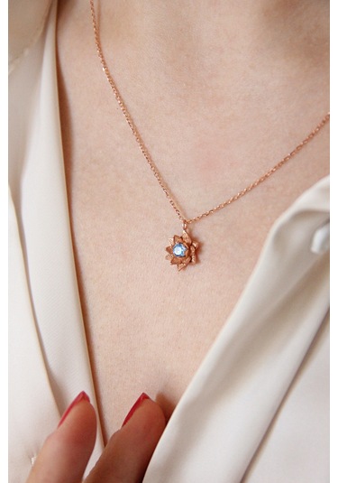 Argentum Concept 925 Ayar Gümüş Mavi Taşlı Lotus Çiçeği Kolye - N112401