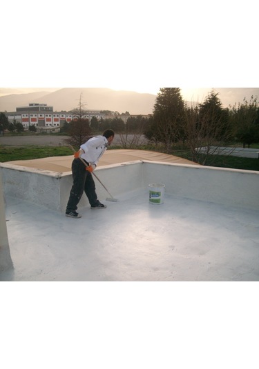 İzo White Glass Beyaz Mucize İlaç Solvent Bazlı Dış Cephe Yalıtım Örtüsü 2.5 Kg