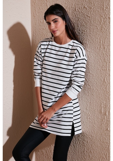 Lela Modest Çizgili Pamuklu Regular Fit Bisiklet Yaka Bayan Tunik 5865784 Beyaz Lela Modest Çizgili Pamuklu Regular Fit Bisiklet Yaka Bayan Tunik 5865784 Beyaz
