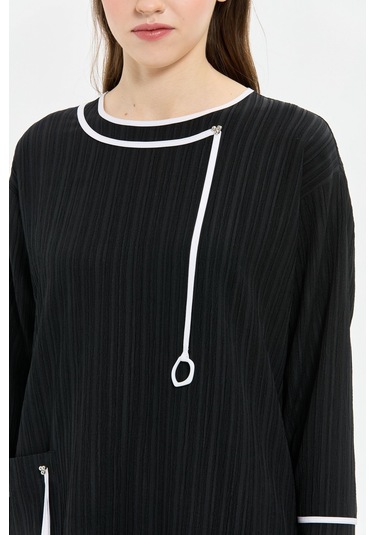 Biye Detaylı Pantolonlu Takım Siyah Siyah