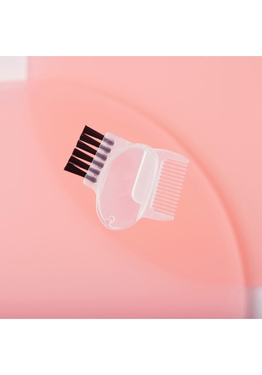 Wilkinson Sword Intuition Kaş Şekillendirme Seti 3 Kaş Usturası + 1 Fırça & Tarak Aparatı