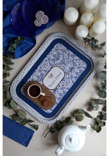 Lisbon Desenli Büyük Metal Tepsi, 28,5 X 40 Cm Desenli