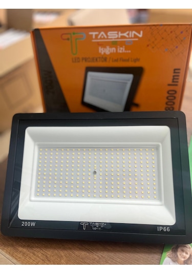 200 W Led Projektör