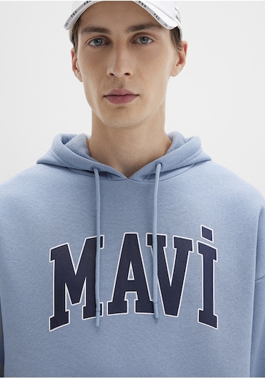 Mavi - Mavi Logo Baskılı Mavi Kapüşonlu Sweatshirt 067149-86998 Mavi
