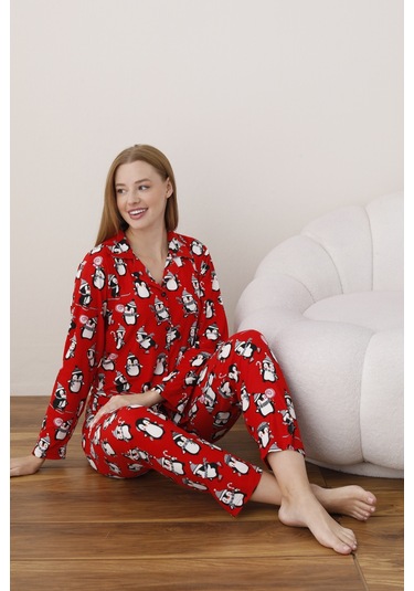 Kadın Önden Düğmeli Gömlek Yaka Suet Kumaş Pijama Takımı Kırmızı