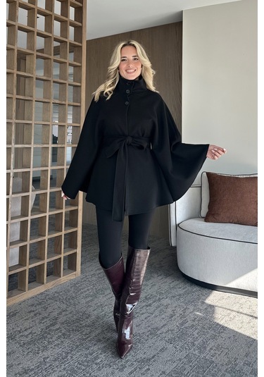 Siyah Düğmeli Kuşaklı Kaşe Panço - 2055 Siyah