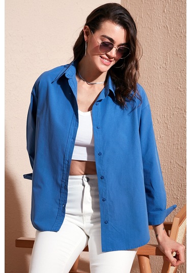 Lela Pamuklu Regular Fit Önü Kısa Arkası Uzun Oval Kesim Bayan Gömlek Cf25S163867 Saks