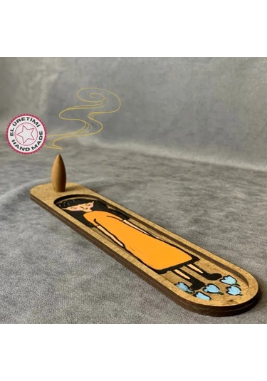 Uretti - Pınar 2572 - El Yapımı Turuncu Elbiseli Şirin Kız Ahşap Tütsü Kayığı - 5 X 25 Cm 1 Adet