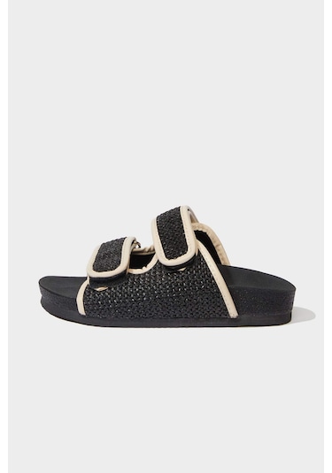 DeFacto Kız Çocuk Düz Taban Terlik E7810A825SMBK26 Siyah