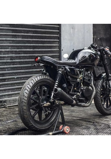 Youtek Klasik Motosiklet Modifikasyonu İçin Universal Retro Led Fren Arka Lambası, Plaka Tutuculu, Krom Alüminyum Kasa, Kırmızı Lens