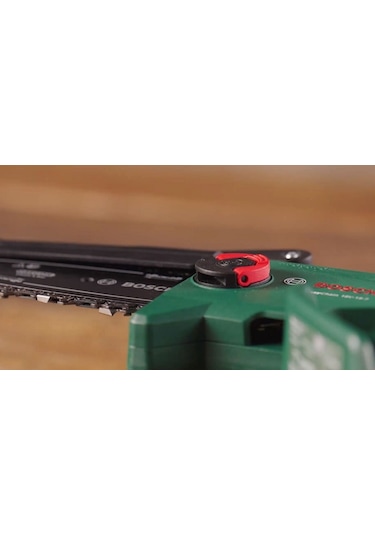Bosch Easychain 18v-15-7 Şarjlı Zincirli Budama Makinası 18 Volt