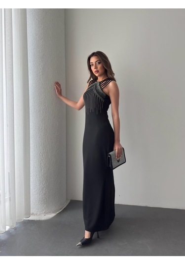 Ge Ticaret Kadın Omuz Çoklu Askılı Önü Taş Işlemeli Balık Kesim Janjan Krep Maxi Boy Elbise Siyah