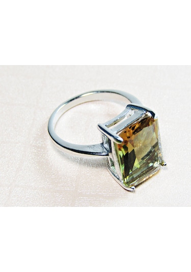 LilahGümüş tr 925 Ayar Gümüş  Baget Zultanit Taşlı Kadın Yüzük