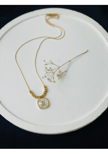 Küp Detay Marka Louisvuitton Çelik Kolye Altın