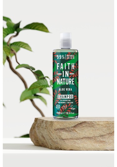 Faith in Nature %99 Doğal Yenileyici Şampuan Aloe Vera Normal & Kuruya Dönük Saçlar İçin 400 ML