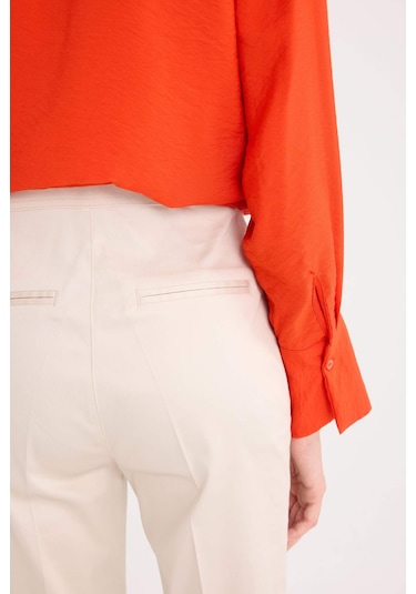 DeFacto Sigaret Normal Bel Düz Paça Saten Kumaş Pantolon J8743AZ25SMBG687 DeFacto Sigaret Normal Bel Düz Paça Saten Kumaş Pantolon J8743AZ25SMBG687