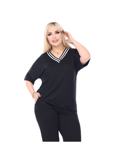 Melsay Butik Siyah V Yaka Şerit Detaylı Kısa Kollu Beli Lastikli Kapri Takım Siyah