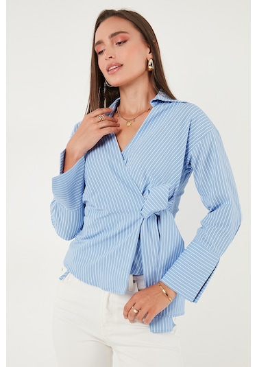 Lela Pamuklu Regular Fit Uzun Kollu Bağlama Detaylı Bayan Gömlek 65200538 Mavi Çizgili