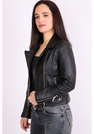 Siyah Hakiki Deri Yakalı Asimetrik Fermuarlı Spor Kısa Mont