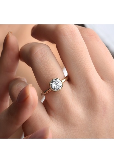 14 Ayar Altın Kaplama Yuvarlak Kesim Tektaş Gümüş Yüzük - Rs00103 Altın