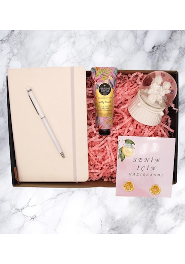 Hediye Kutusu - Defter & Kalem & Kar Küresi & Krem