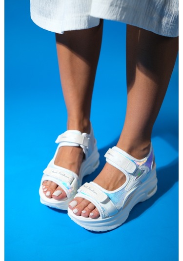 Arthur Beyaz Payetli Bantlı Kalın Taban Kadın Spor Sandalet Beyaz