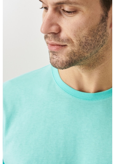 Ac&Co / Altınyıldız Classics Slim Fit Bisiklet Yaka Kısa Kol Pamuklu Erkek Tişört Turkuaz Ac&Co / Altınyıldız Classics Slim Fit Bisiklet Yaka Kısa Kol Pamuklu Erkek Tişört Turkuaz