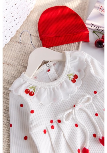 Kiraz İşlemeli Pamuklu Kız Bebek Tulum Kırmızı