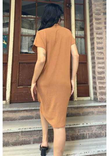 Taba Desenli Polo Yaka Rahat Midi Airobin Elbise Taba