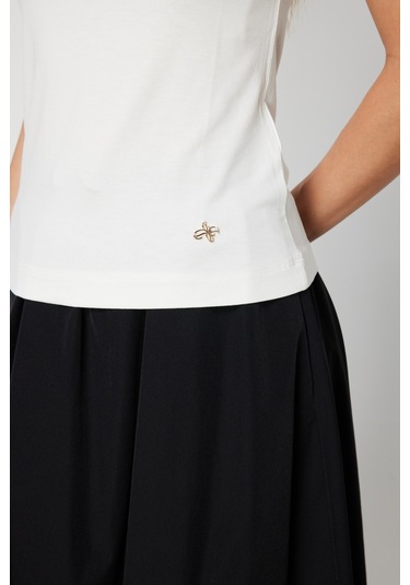 On Kadın Dik Yaka Kolsuz Basic Bluz 61432 Ekru Ekru