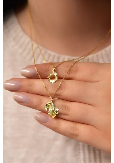 925 Ayar Gümüş Altın Kaplama Kristal Kesim Güneş ve Sincap Asansörlü Kolye