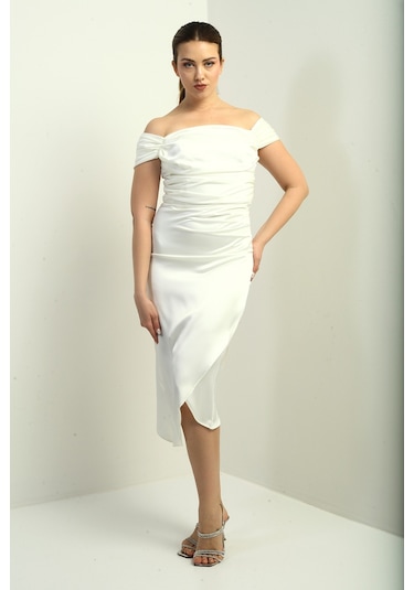 Kadın Madonna Yaka Drapeli Asimetrik Saten Kısa Elbise Ekru
