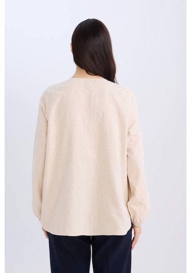 DeFacto Regular Fit Apaş Yaka Uzun Kollu Gömlek E0783AX25SPER230