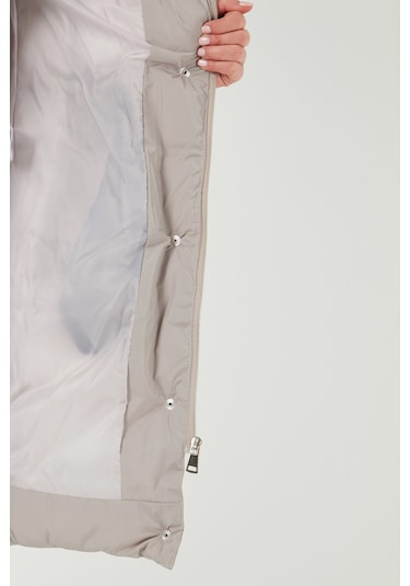 Lela Regular Fit Çıkarılabilir Kapüşonlu Fermuarlı Cepli Şişme Bayan Mont 497Emily Taş