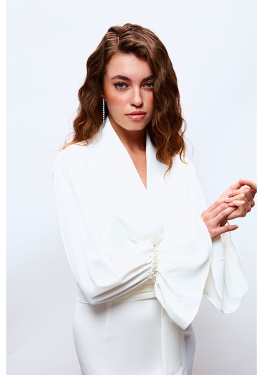 Sateen Kol Aksesuar Detaylı Bluz - Ekru-133704 Ekru